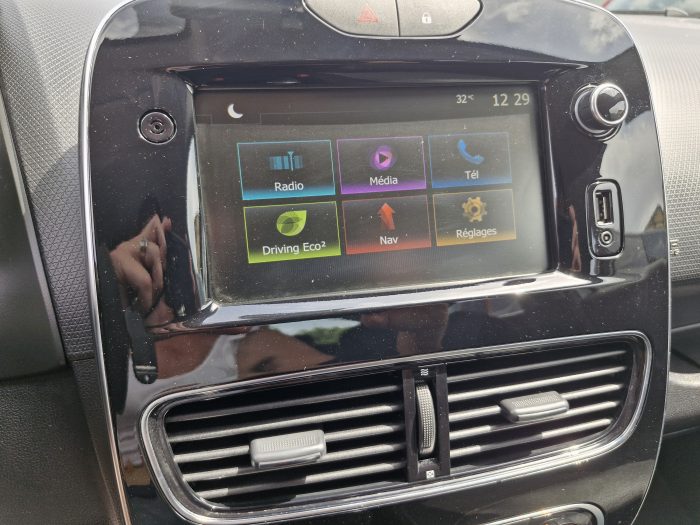 Renault CLIO IV 0.9 TCE 90 BUSINESS - Image 13