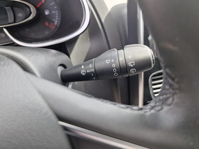 Renault CLIO IV 0.9 TCE 90 BUSINESS - Image 17