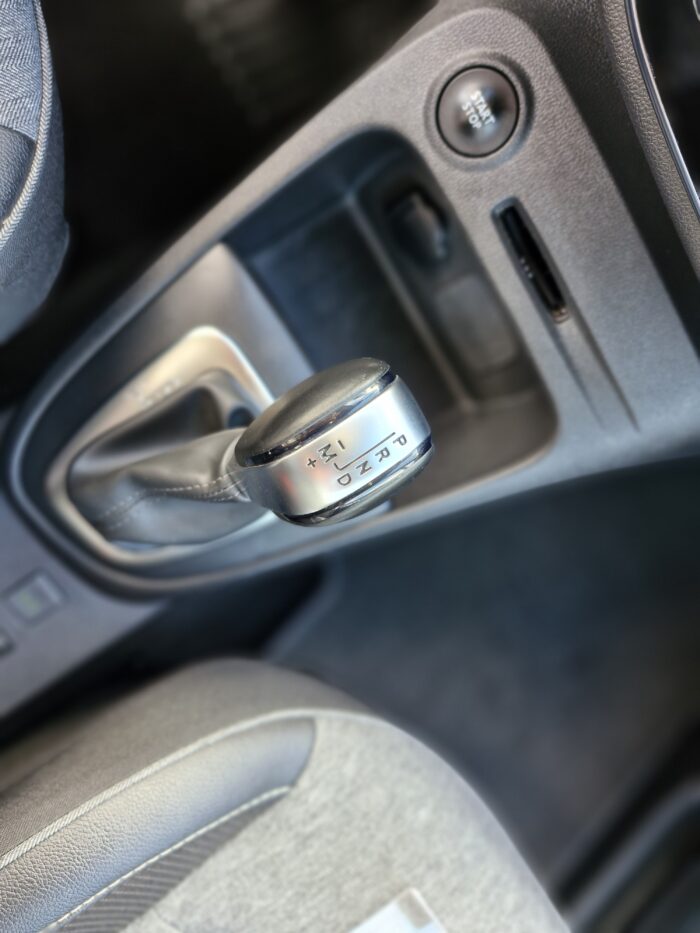 Renault captur TCE 120 ALLURE EDC - Image 13