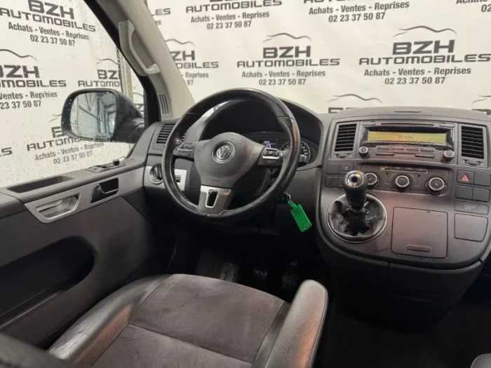 Volkswagen Multivan 2.0 TDI 180CH BLUEMOTION TECHNOLOGY CONFORTLINE - Image 4