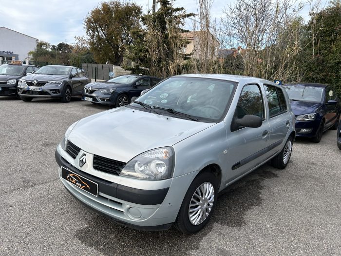 Renault Clio II - Image 2
