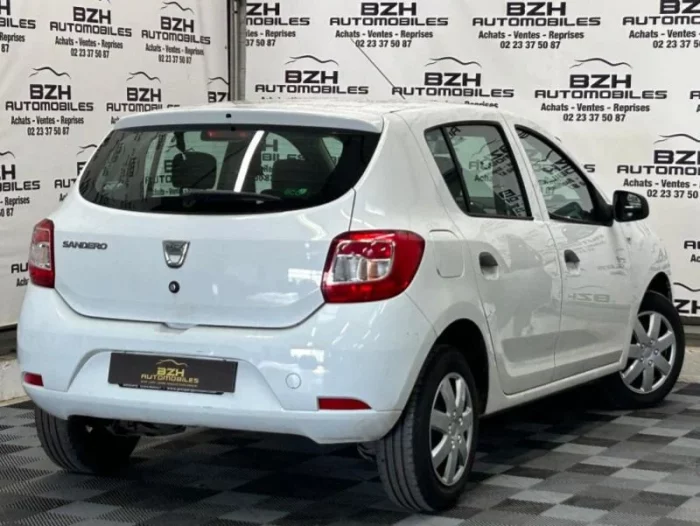 Dacia Sandero 0.9 TCE 90CH ECO² - Image 2