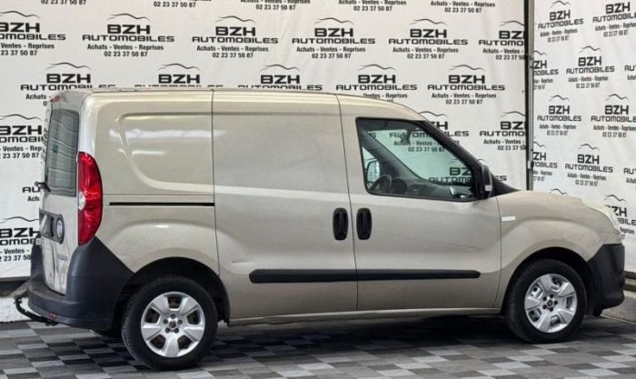 Fiat Doblò Cargo 1.3 MULTIJET 16V 90CH PACK - Image 2