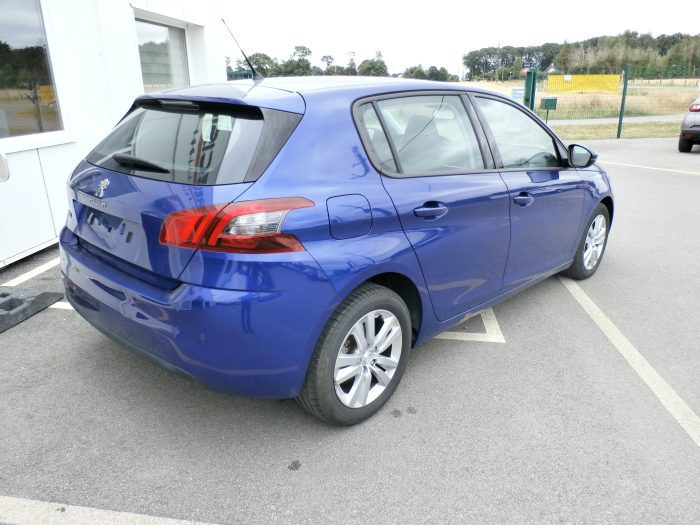 Peugeot Peugeot 308 II Phase 2 Active 1.2 PureTech 110ch S&S BVM5 - Image 1