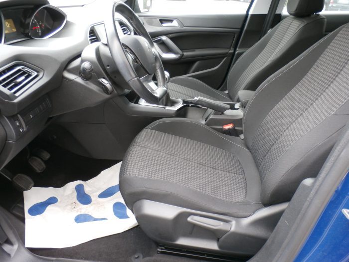 Peugeot Peugeot 308 II Phase 2 Active 1.2 PureTech 110ch S&S BVM5 - Image 7