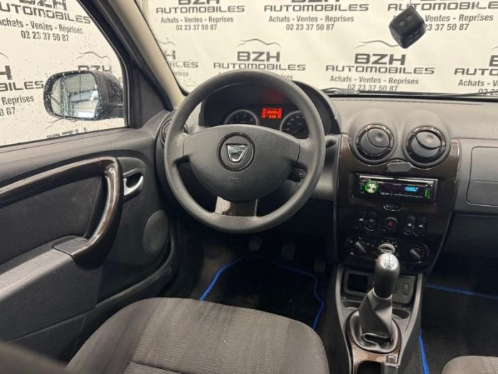Dacia Duster 1.6 16V 105CH AMBIANCE 4X2 BVM5 - Image 4