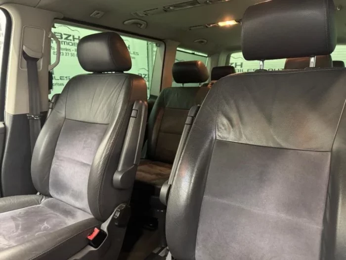 Volkswagen Multivan 2.0 TDI 180CH BLUEMOTION TECHNOLOGY CONFORTLINE - Image 3