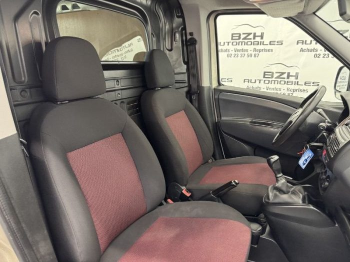 Fiat Doblò Cargo 1.3 MULTIJET 16V 90CH PACK - Image 4